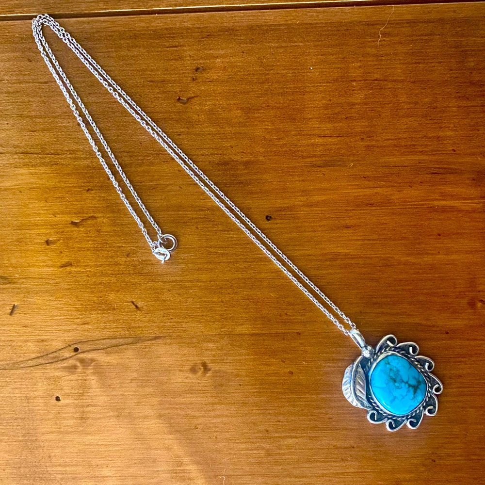 Vintage Native American Sterling Silver and Turquoise Necklace